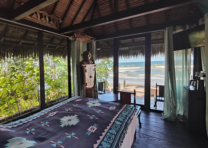 Villa Beachfront Nixie And The Sea Selemadeg